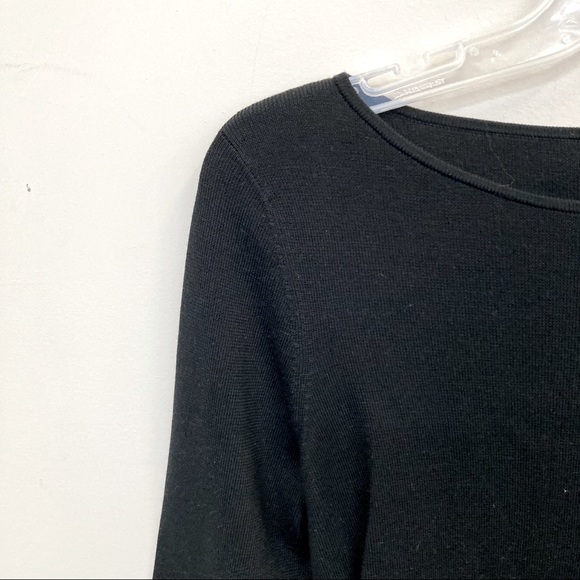 Sweater - Picture 3 of 3